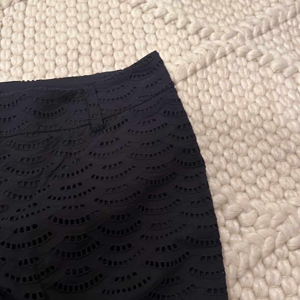 NAVY BLUE SCALLOP PRINT TROUSERS